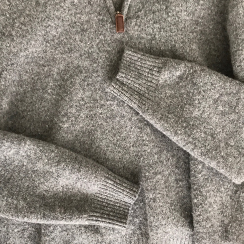 Wool sweater - Picture 3 of 3